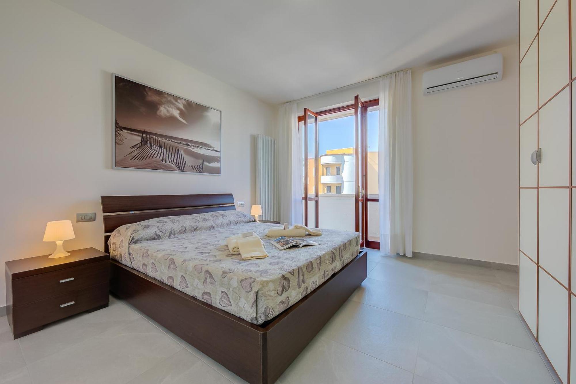 Casa Del Faro - Happy Rentals Пескьера-дель-Гарда Экстерьер фото